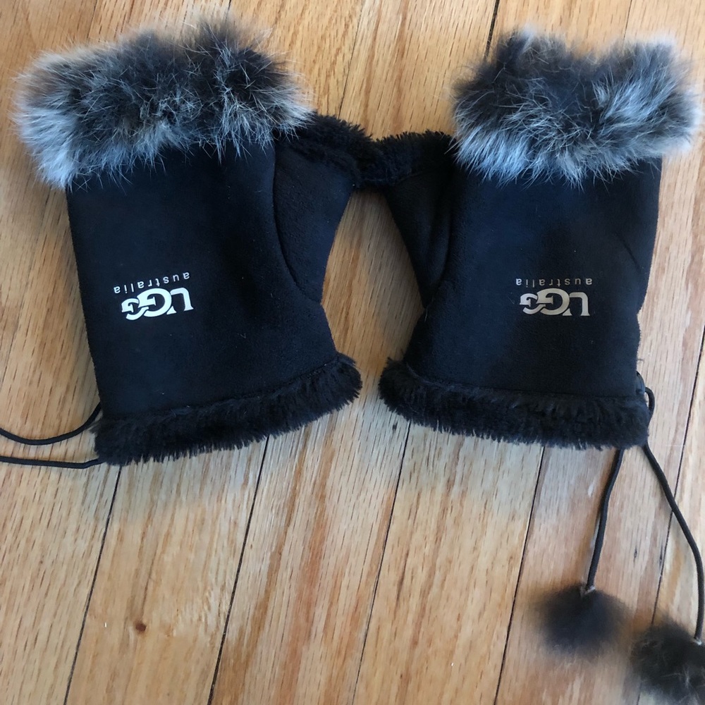 Fingerless Gloves